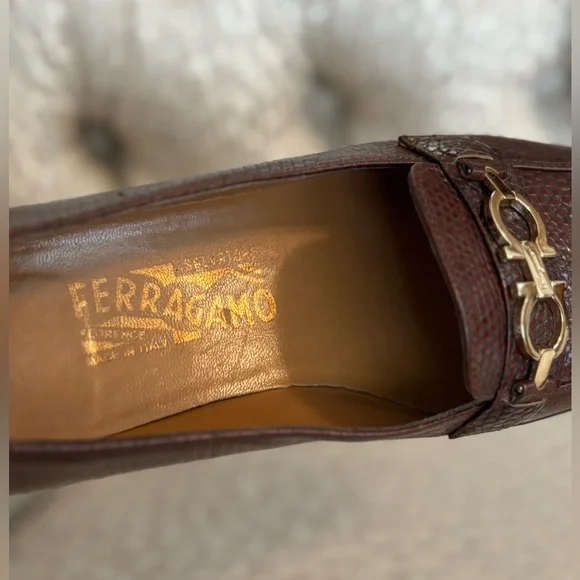 FERRAGAMO Loafers in EUC. Made in Florence. Like new! - Picture 7 of 9